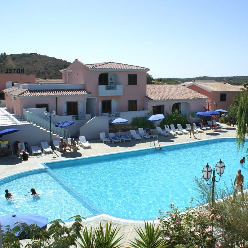 nexus hotels residence gli ontani orosei in sardegna