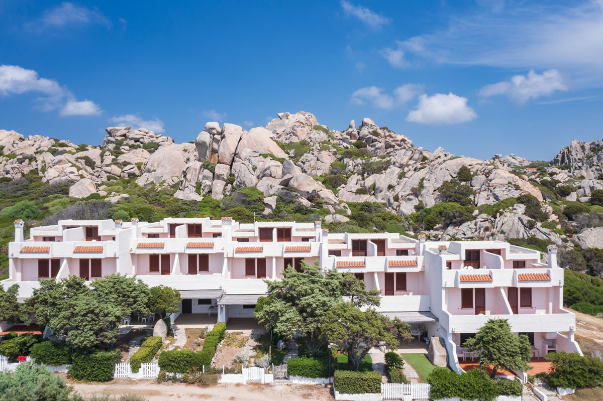 residence baia santa reparata in gallura sardegna appartamenti