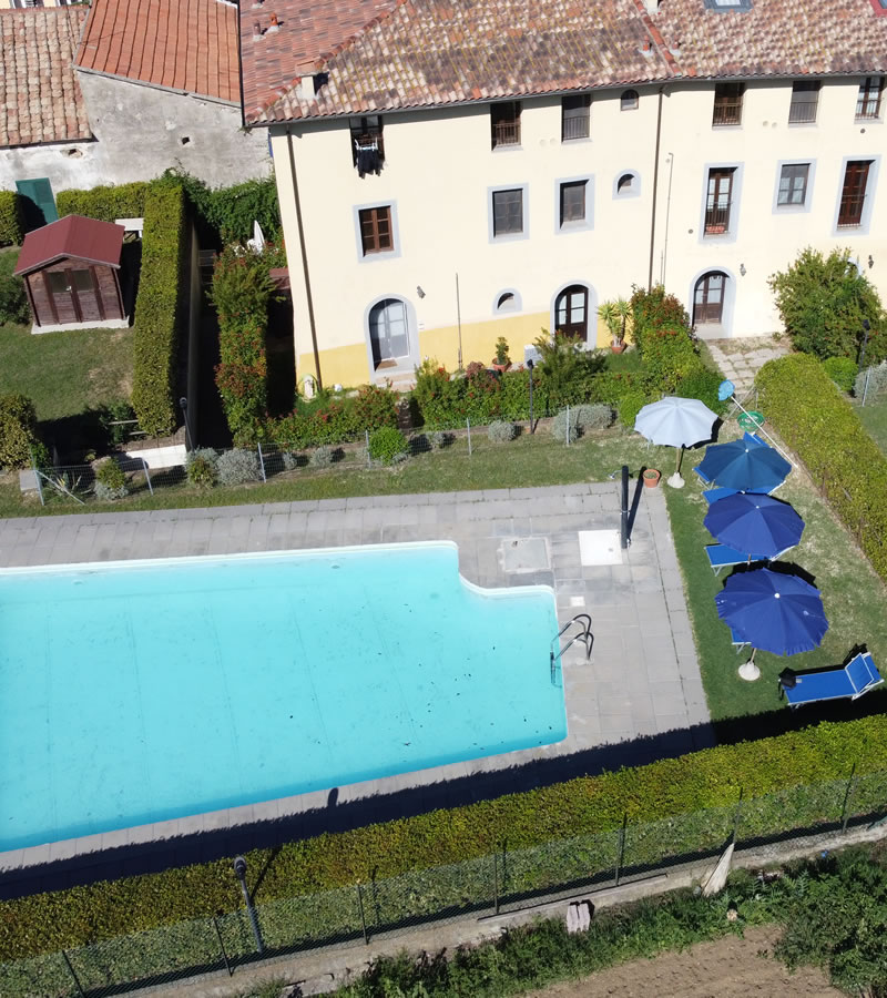 residence giuly rosselmini santa luce toscana con piscina